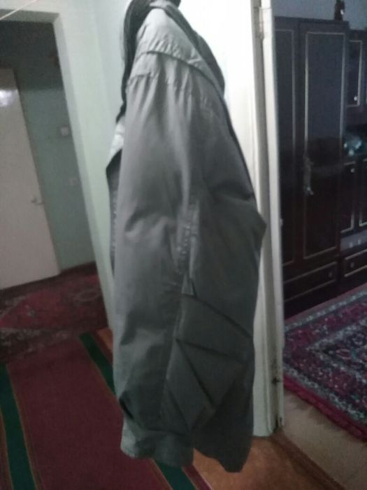 Продам мужской пуховик