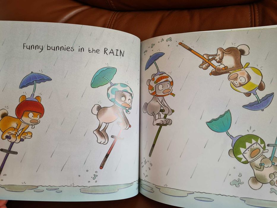 Книжки на английски - Where is Wally, Tangled etc