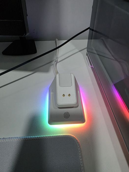 Vand mouse aqiris zephyr 26000 dpi.