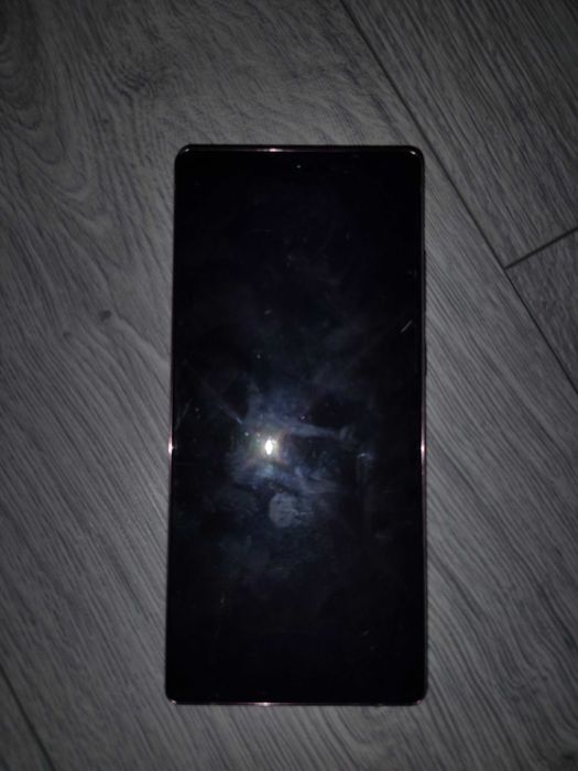 Telefon Galaxy Note20 defect