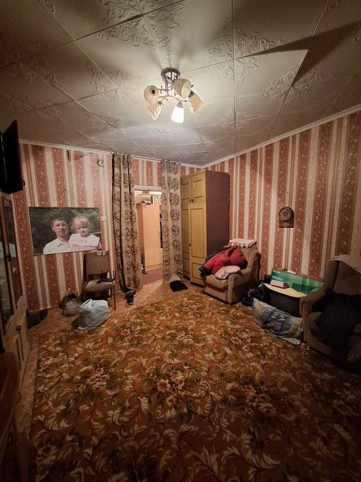 Продам 3х комн кв на 8мкр