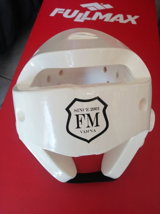 Протектори за карате (глава, ръце, слабините, крака)