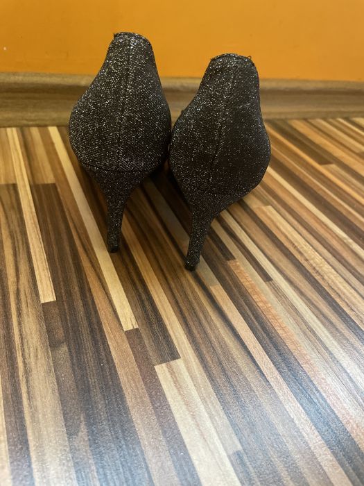 Дамски обувки на ток Reserved