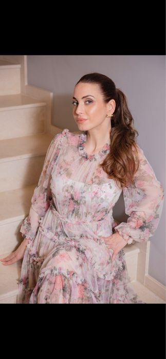 Needle&Thread уникална рокля над коляното в красив десен