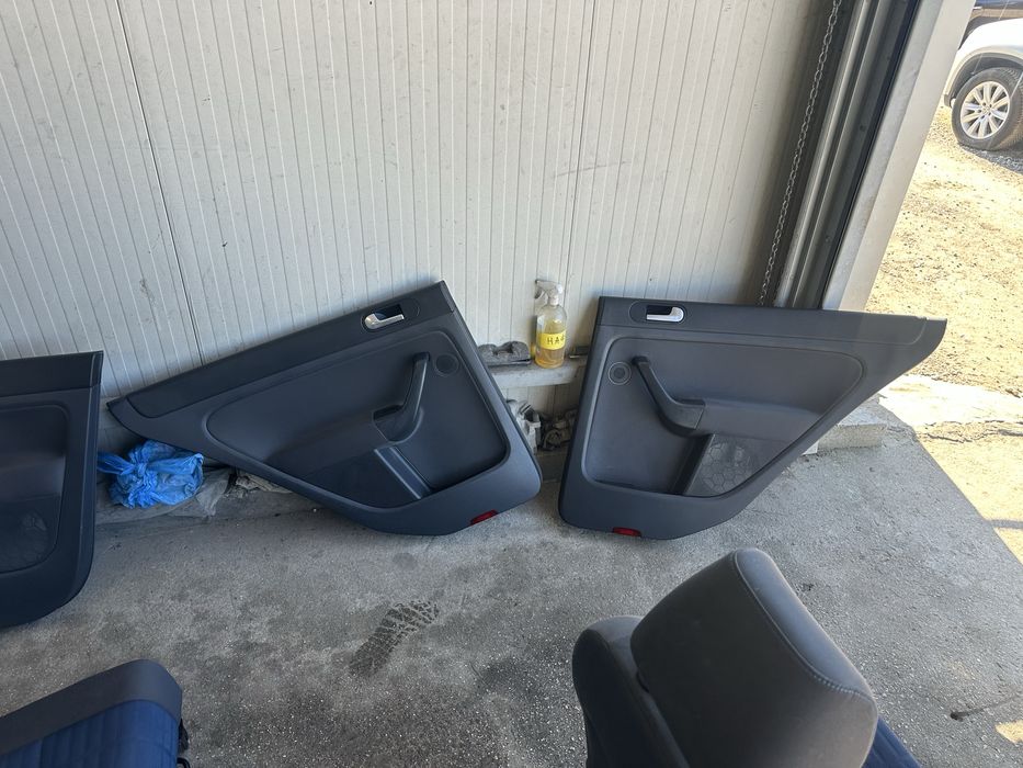 Салон за Фолксваген Голф Плюс комплект!