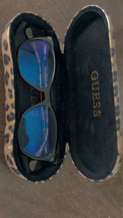 Ochelari de vedere guess