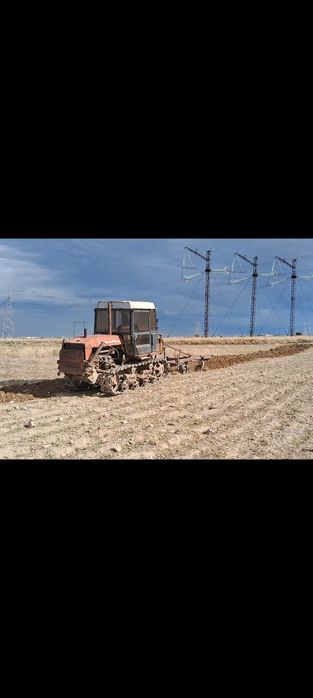 Dt 75 traktor naxodu