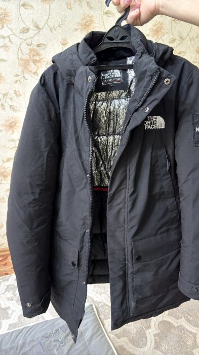 Продам зимнию куртку