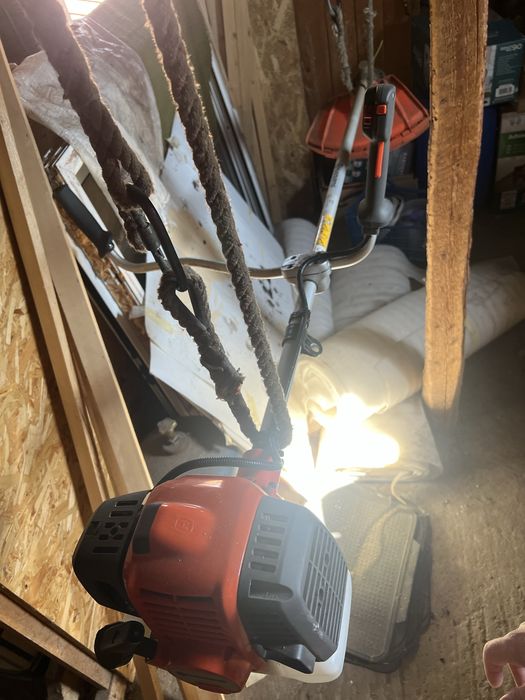 Motocoasa husqvarna