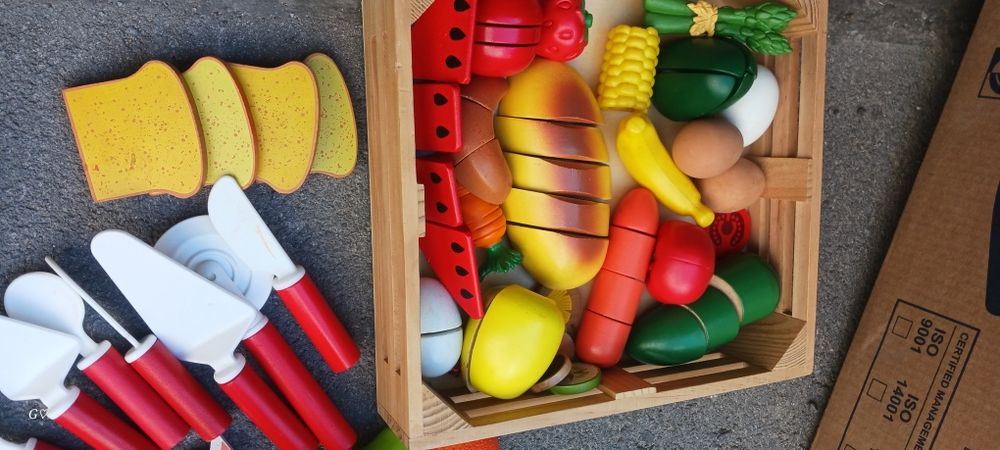 Огромен комплект дървени играчки