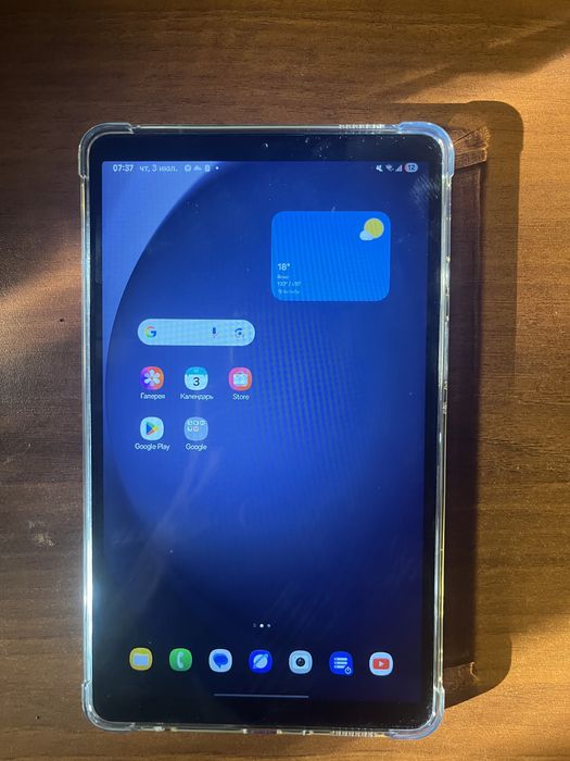 планшет Samsung A9  4/64 + LTE