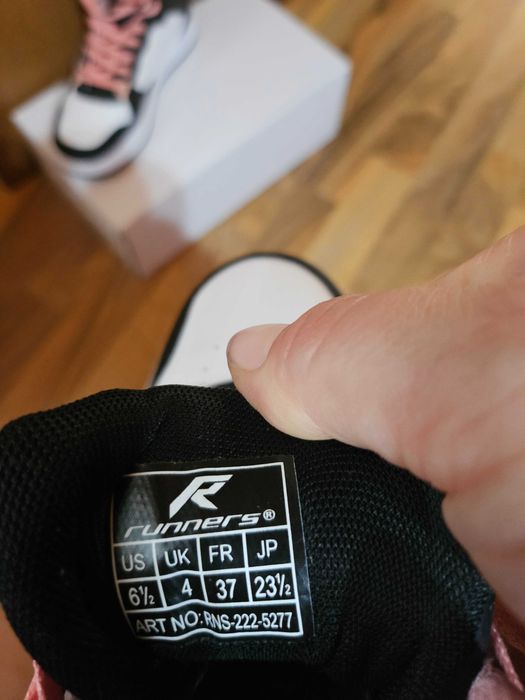 Маратонки 37 номер