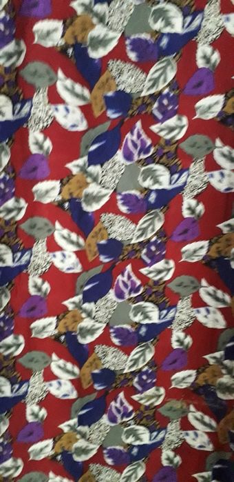 Платове за модни къщи.