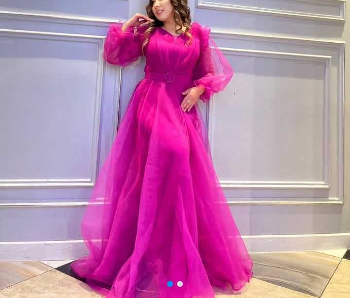 Продам вечерние платья