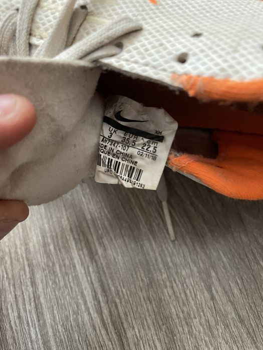 Футболни обувки найк