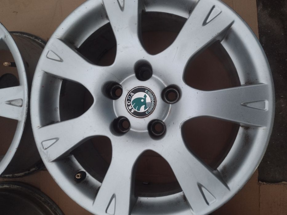 Оригинални 16-5х112 ЕТ50 6.5j Шкода Октавия 2