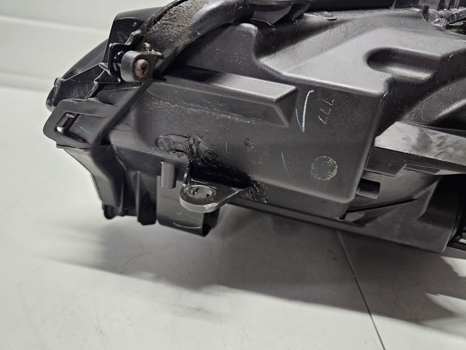 Far dreapta Lexus NX 300H