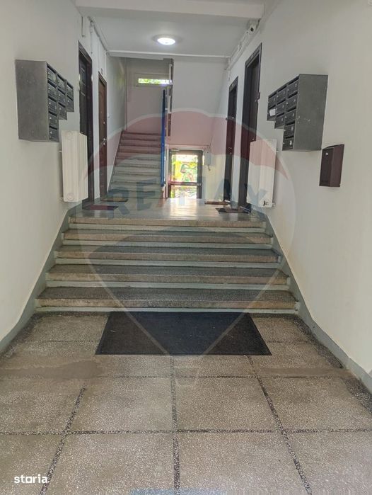 Apartament cu 2 camere de vânzare în zona Drumul Taberei
