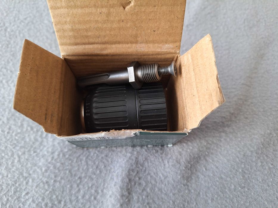 Mandrină rapidă fără cheie cu adaptor SDS Plus marca Parkside.