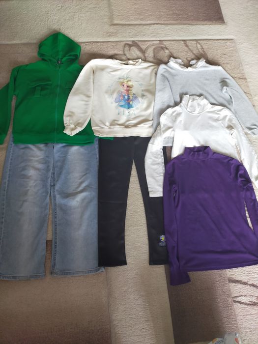 Вещи на девочку .