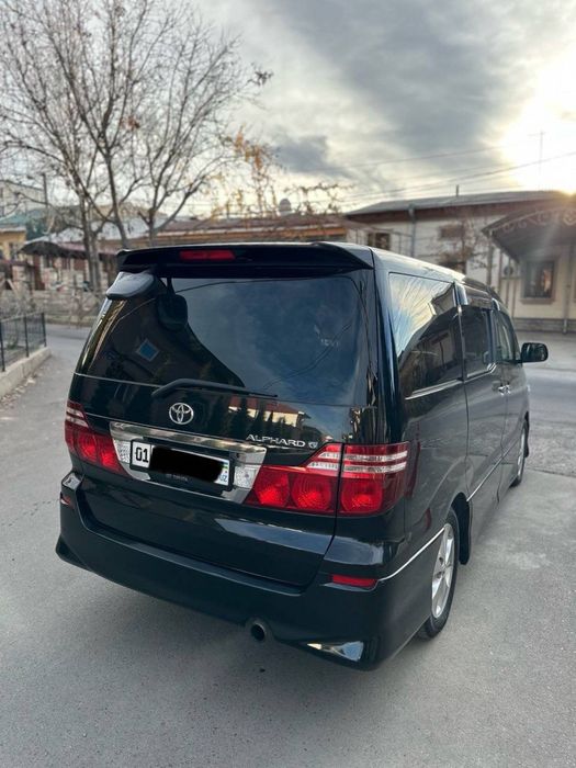 Toyota Alphard 2005 2.4