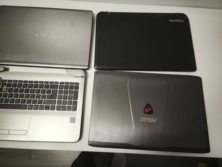 lot laptop uri functionale acer asus fujitsu toshiba dell 15.6"
