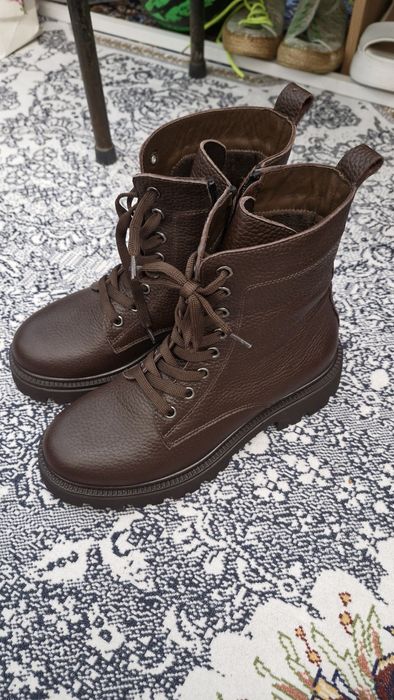 Натуральная женская обувь