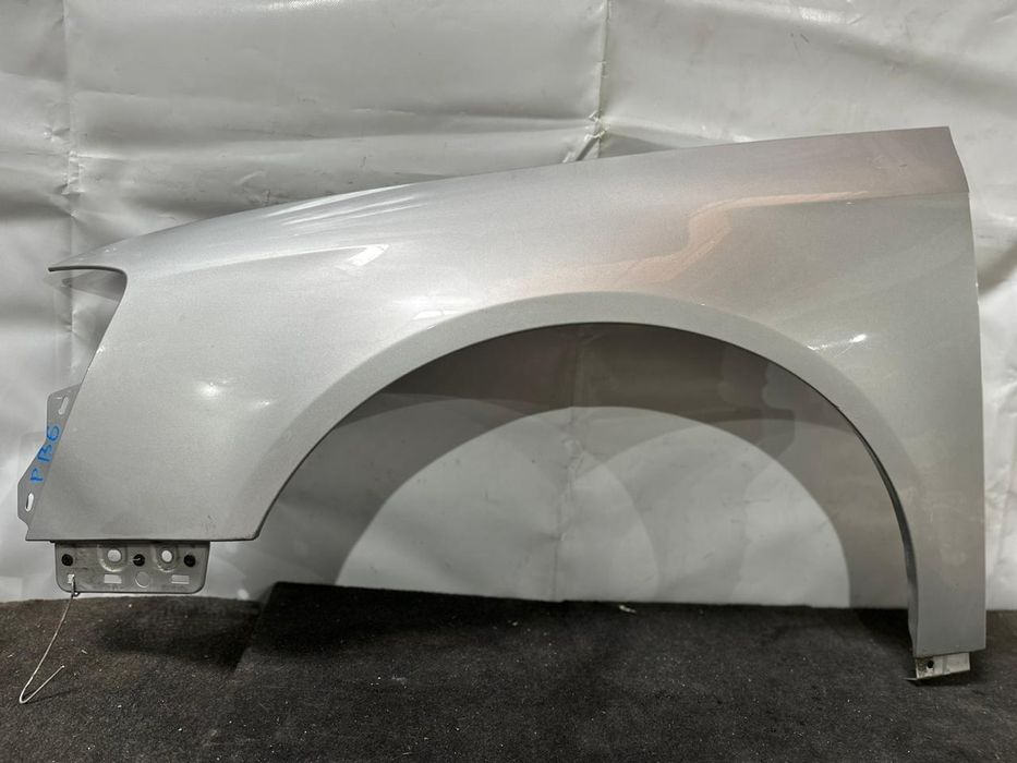 Привозное крыло переднее левое Passat B6