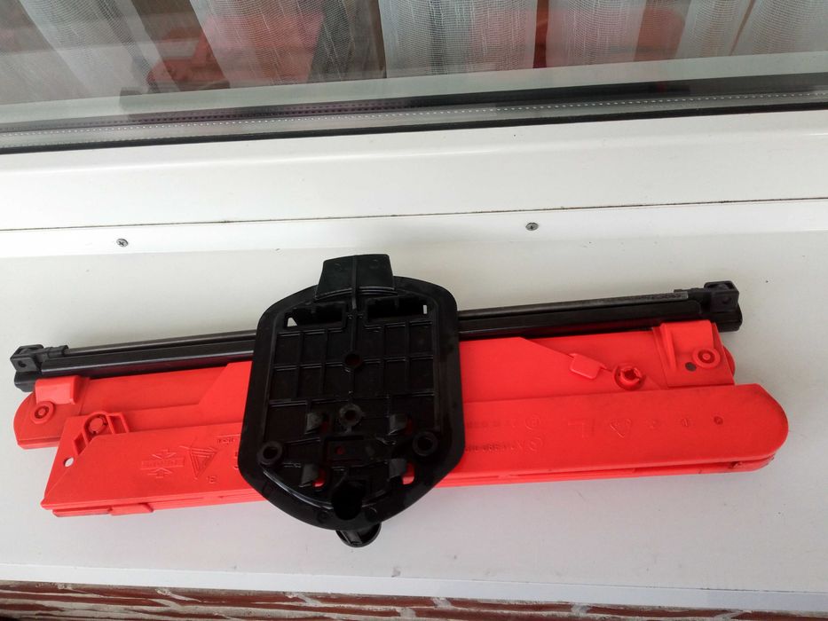 Голф4  Бенз. помпа 30лв Предна лява дръжка 30 Крик 20 Копчета за Opel