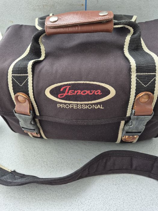 Продавам Nikon 3500