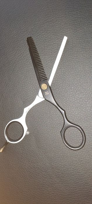 Прикмахерские ножницы