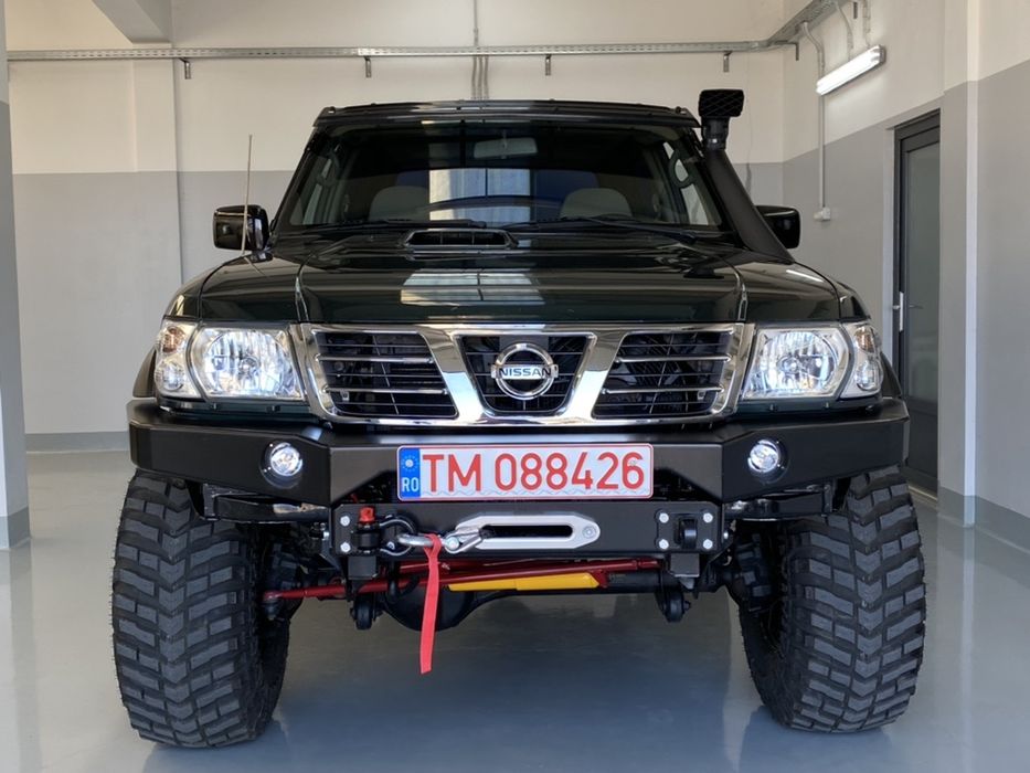 Bara fata Nissan Patrol Y61 cu suport de troliu