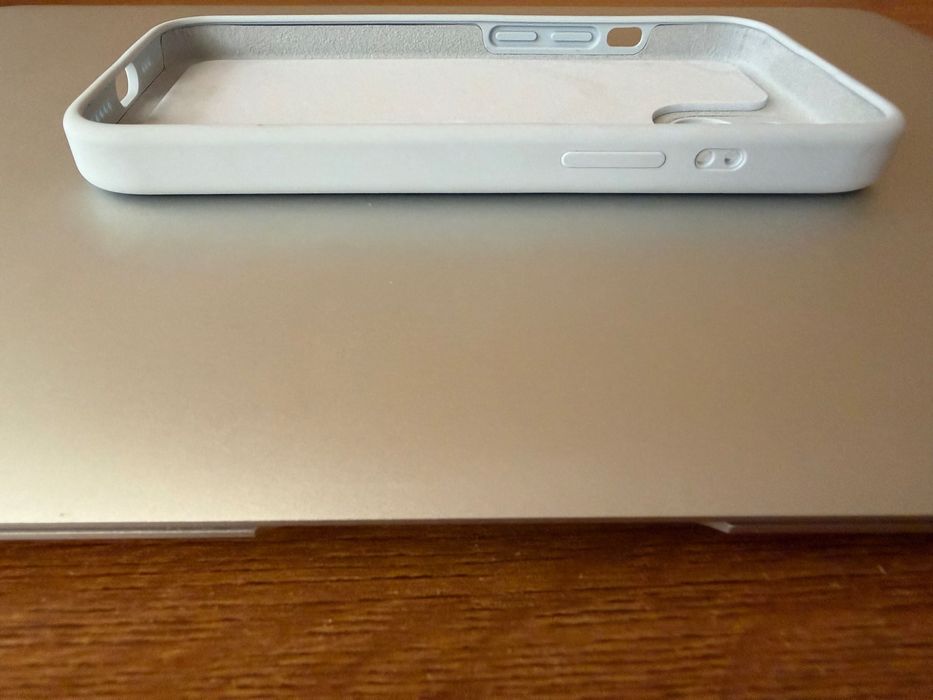 iPhone 14 Husă silicon | MagSafe