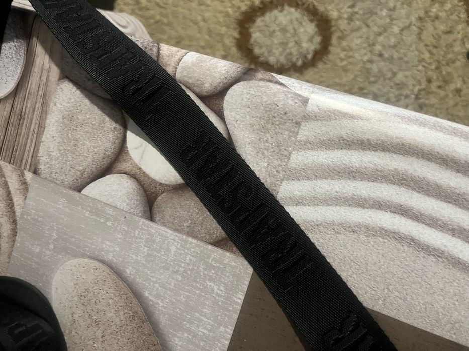 Оригинална Trapstar чантичка