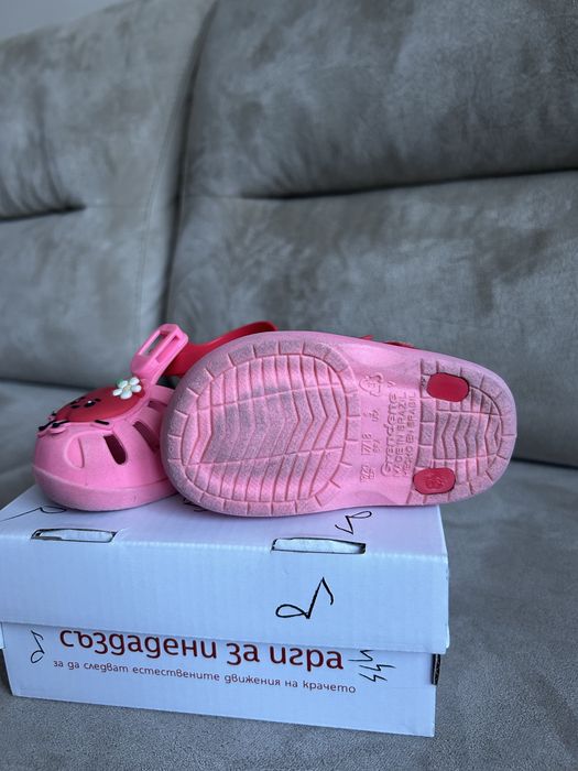 Бебешки сандали, обувки и пантофи