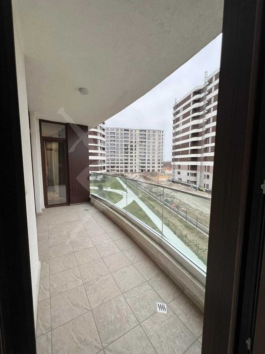 Продава се Тристаен апартамент в Варна, Трошево - 125 кв.м за 2400 €/кв.м - Снимка #8