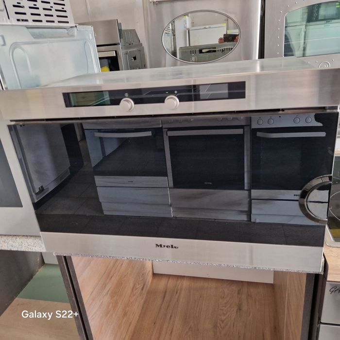 Фурна за вграждане на пара MIELE DG2661