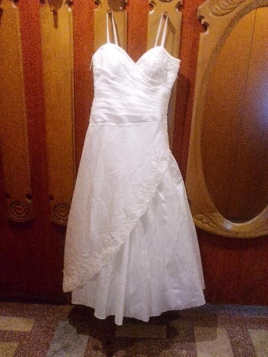 Булченска рокля в много добро състояние