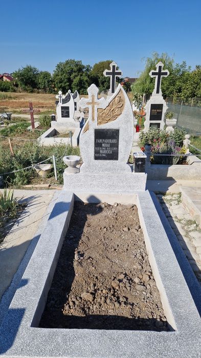 Executam lucrări monumente funerare
