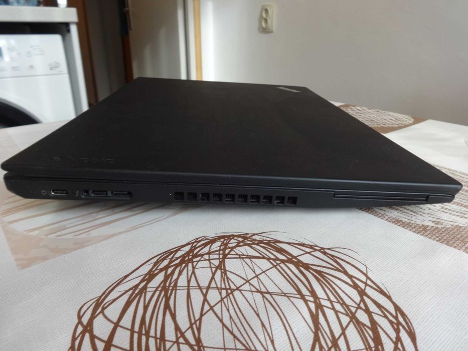 Мощен Лаптоп Lenovo Thinkpad P52s 15.6" i7-8550U/RAM16GB/SSD 512GB