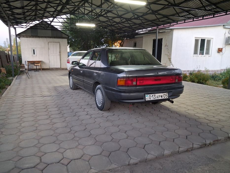 Мазда 323, Mazda 323