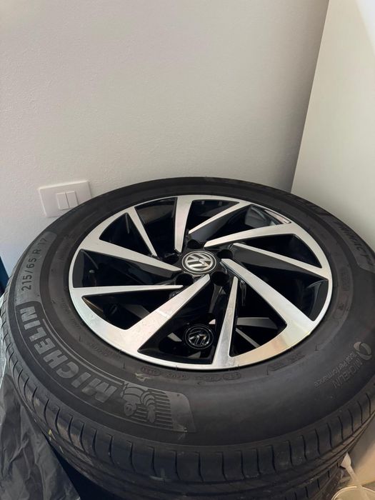 Jante Volkswagen echipate cu anvelope NOI de vara