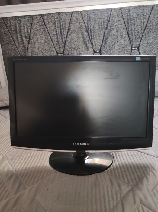 Монитор samsung syncMaster 933