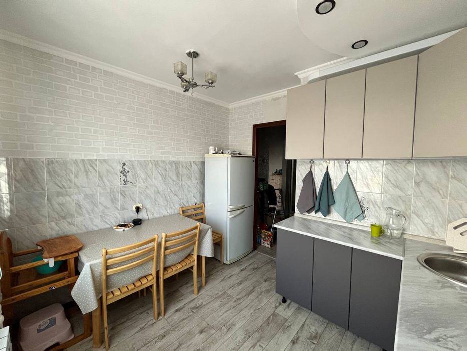 Продаю квартиру 3А микрорайон 16 дом