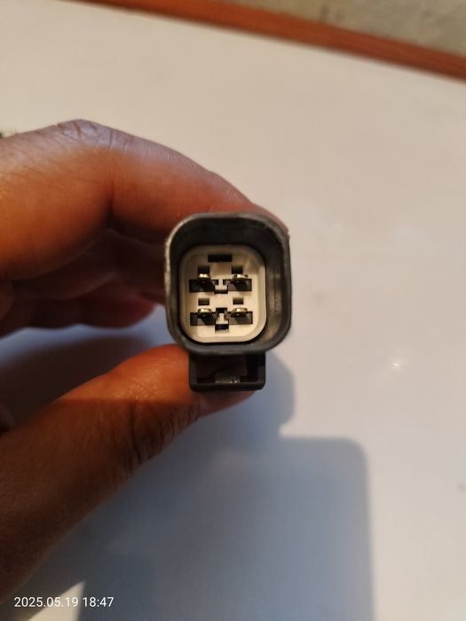 Датчик кислорода Мазда сх7 лямдозонд