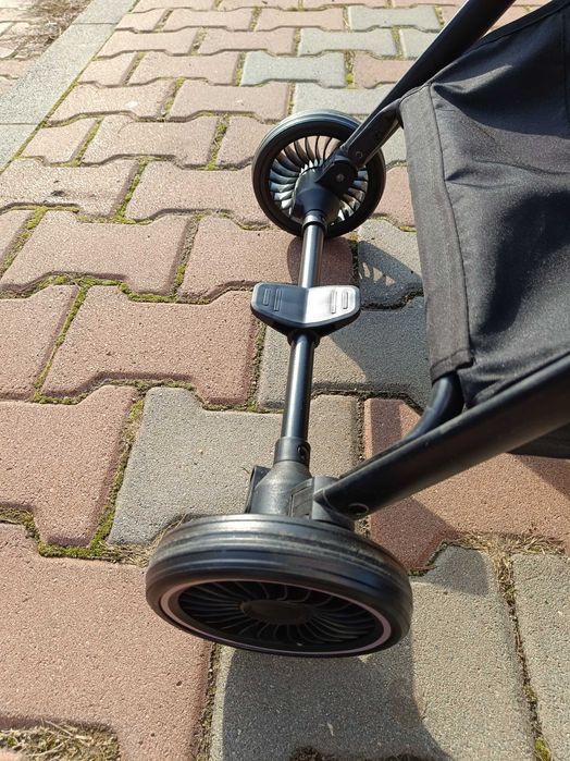 Лятна бебешка количка Chipolino Poppy в гаранция