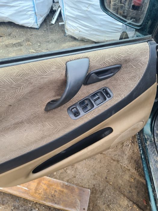 Сузуки Лиана 1.6 Suzuki Liana 4x4 1.6 на части