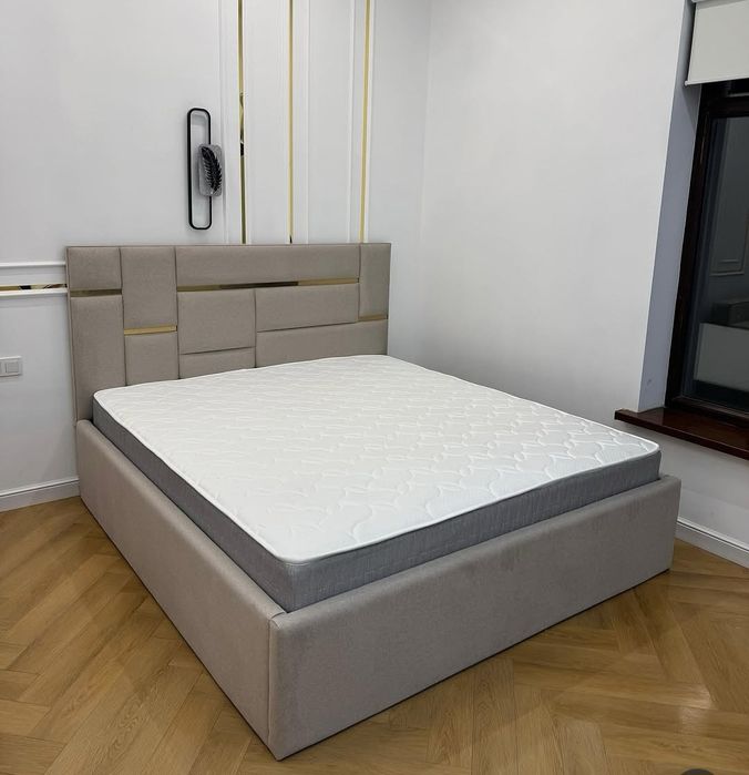 Кровать любого вида.