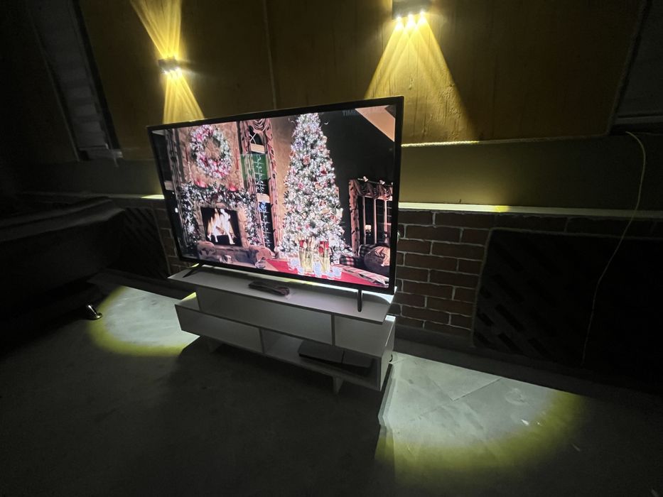 Продам новый телевизор