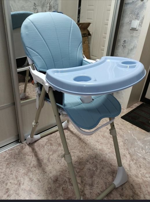 Детский стульчик для кормления